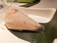 三文鱼鱼滑-海底捞火锅鲜切牛肉主题店(长寿路店)