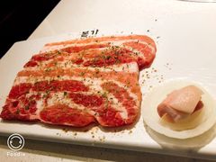 满心尝五花肉-本家韩国烤肉(青岛万象城店)