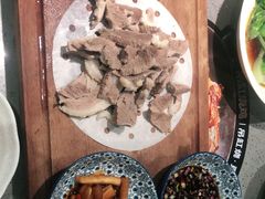 新鲜羊肉手抓肉-大师兄·西北小馆(南沙万达广场店)