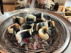 -围炉肉舍•炭烤活鳗•丹东海鲜烤肉(步行街店)