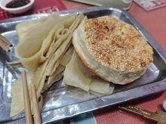 油饼半张-教师之家赵家羊汤馆(东青龙街店)