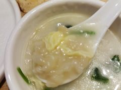 -喝丢一只鞋辣炒海鲜小烧烤(三八广场店)