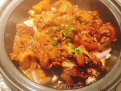 塔其锅焖猪手-花影小筑餐厅