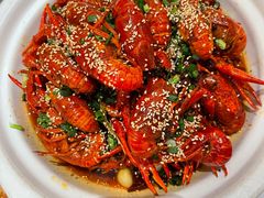 -肥肥虾庄·金牌油焖大虾(汉口城市广场店)