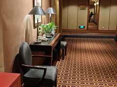 -重庆希尔顿酒店