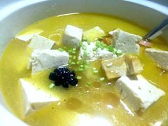 -泉畔人家·老济南经典鲁菜(大明湖店)