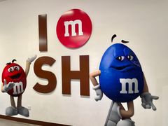 -m豆巧克力世界(上海世茂广场店)