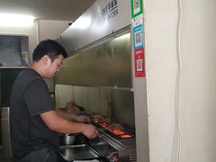 -酒宝荡烧烤(长航局江大路住宅小区店)