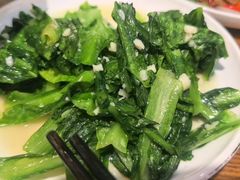 蒜泥油麦菜-酸婆娘重庆菜(紫竹路店)