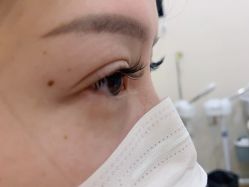 -初心纹眉洗眉·美睫专业店