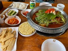 -喇喇排骨火锅·传统韩式脊骨汤(望京西园总店)