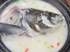 -万佛湖许老大铁锅鱼(黑金冠店)