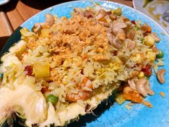 大叻经典菠萝海鲜炒饭-米纸越南小馆(金鹰世界店)