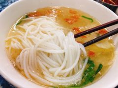 -建新园过桥米线(宝善街店)