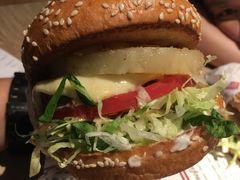 照烧菠萝牛肉汉堡-The Habit Burger Grill 哈比特汉堡(复兴soho店)