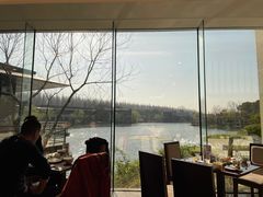 -上海怡沁园度假酒店