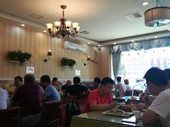 大堂-桃子餐厅·天津菜(红星路直营店)