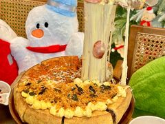 -Dragon Pizza•圆脸龙披萨·牛排餐厅