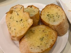 奶蒜白包-老井俄式餐厅