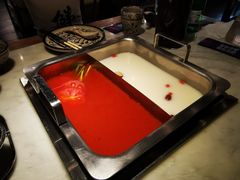 -尚尚仙·酸汤猪手·猪肚鸡火锅(华联万柳购物中心店)