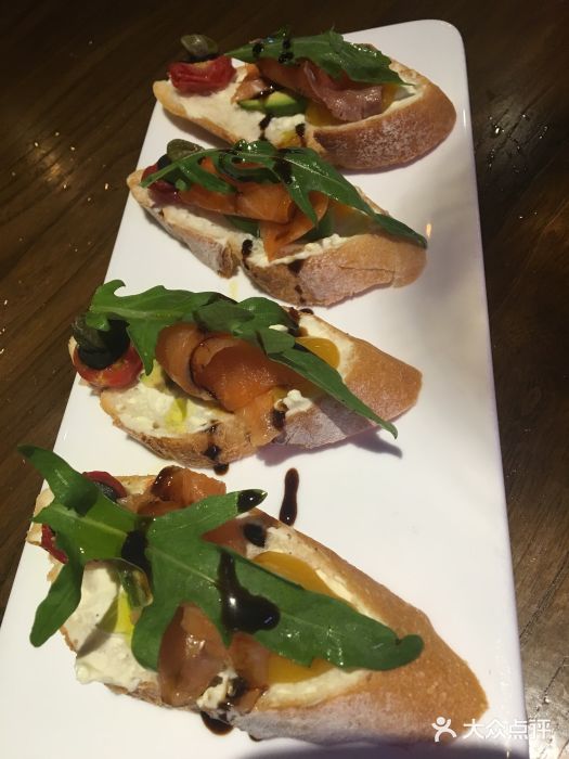 金狮广场店)-牛油果三文鱼塔-菜-牛油果三文鱼塔图片-青岛美食-大众