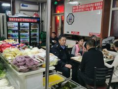 -荣吉招牌自助骨头锅(顾乡店)
