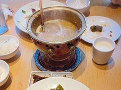 -关东小磨东北菜(上海长风大悦城店)