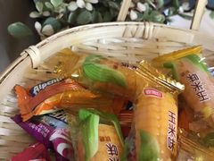 -耳语轻风专业采耳馆(古北花世界商业广场店)