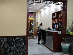 -壹阁胡羊焖饼(特色小吃街店)