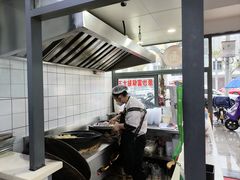 -黄阿姨锅贴大王(万航渡路店)