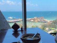 -蜈支洲岛珊瑚酒店临海阁中餐厅