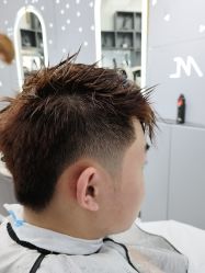 -吉米护肤造型