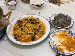 -朴小妹人参鸡汤火锅(长白山万达店)