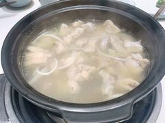 -东椰·海南椰子鸡火锅(朝阳门店)