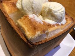 珍宝蜂蜜厚多士-去茶去餐厅(中央大街店)