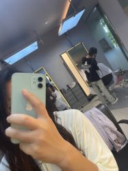 -苑苑发型设计