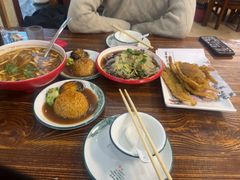 -叶存利海鲜大馅饺子(海宁路总店)