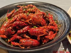 -肥肥虾庄·金牌油焖大虾(杨园滨江时代walk店)