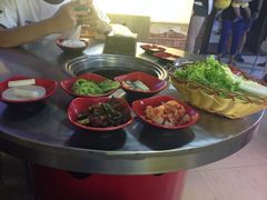 桌面免费配菜-杀猪天·韩国烤肉(总店)