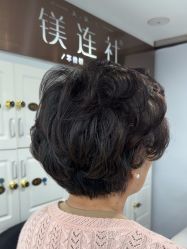 -镁连社·美联社