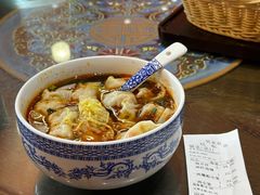 -笑来喜馄饨小笼工坊(通扬路店)