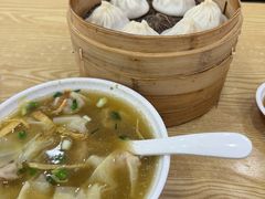 -珊珊小笼馆(仙霞路店)