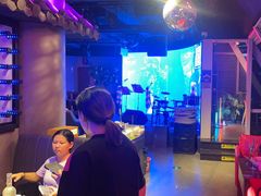 -粉墨特色菜·烧烤音乐酒馆