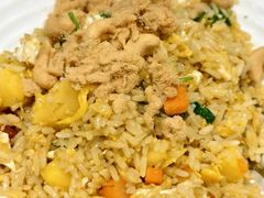 -裕记烧腊连锁餐饮(国商分店)