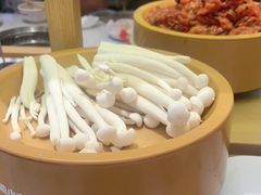 -龍歌自助小火锅(崂山丽达店)