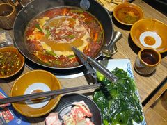 -贵厨酸汤牛肉(小十字店)