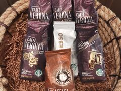 -星巴克(广州淘金路店)