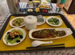 -月之旅·尊 高端月子会所(科馨别墅一店)