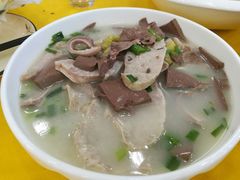 -侬佳蒸菜馆(听潮店)