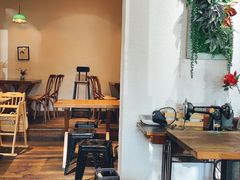 大堂-猫爷的腔调·黔小馆(交大医学住宅区店)